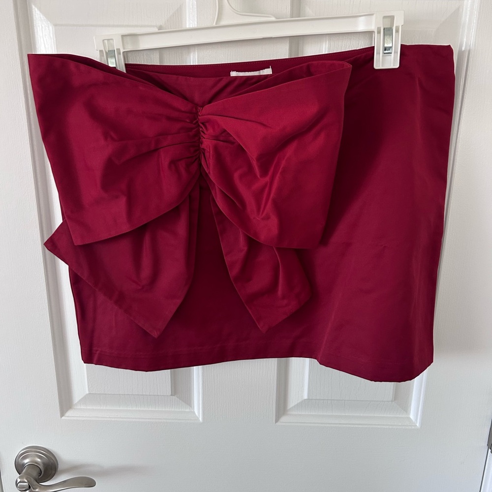 H&M Red Bow Front Mini Skirt